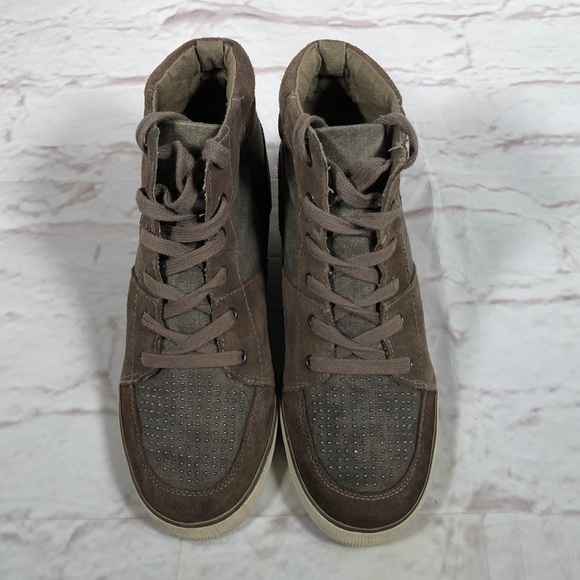 American Eagle Outfitters high top wedge sneakers. Green gray color. Size 9 - Picture 2 of 8